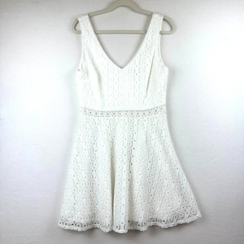 City Studio Mini Dress Juniors Size 11 Ivory Eyelet Lace Boho Beachy Coastal
